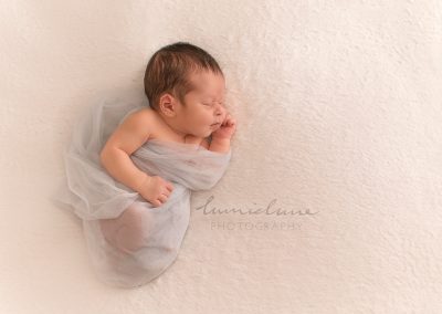 Lumielune fotografía newborn de bebé y recién nacido nounat en Barcelona Gava Viladecans Castelldefels Begues